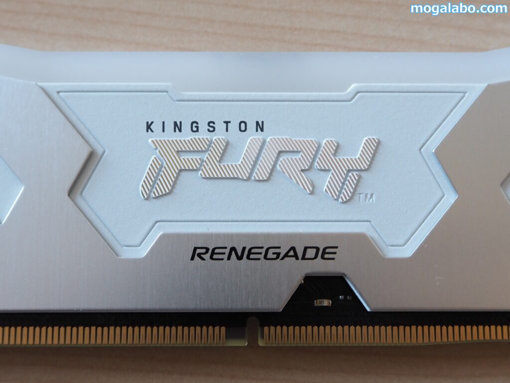 「KINGSTON FURY」のロゴ