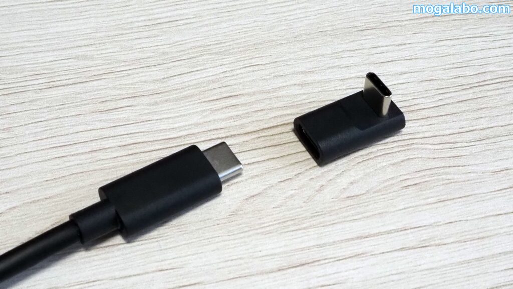 先端にはL字型の変換アダプタが装着