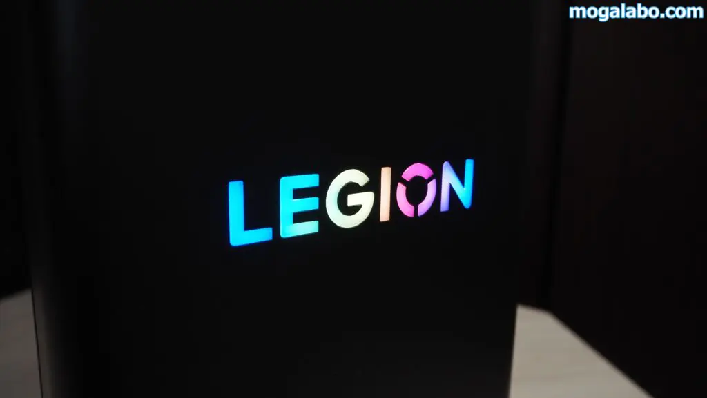フロントパネルのLEGIONのロゴはARGBに対応