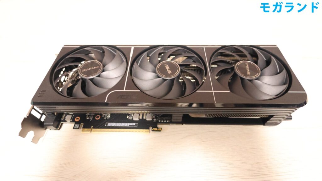 ASUS PRIME GeForce RTX 5060 Ti 16GB GDDR7の表面