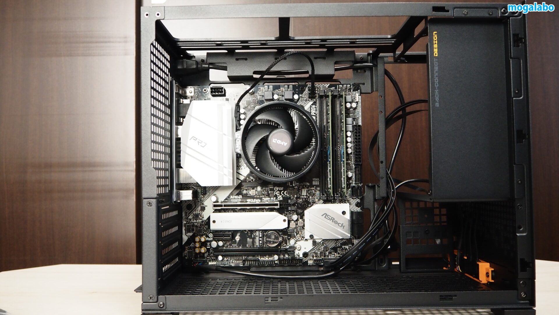 JONSBO D32 PRO レビュー｜Mini-ITX＆Micro ATX対応の小型ゲーミングPC